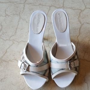 Burberry Womans Healed Shoes